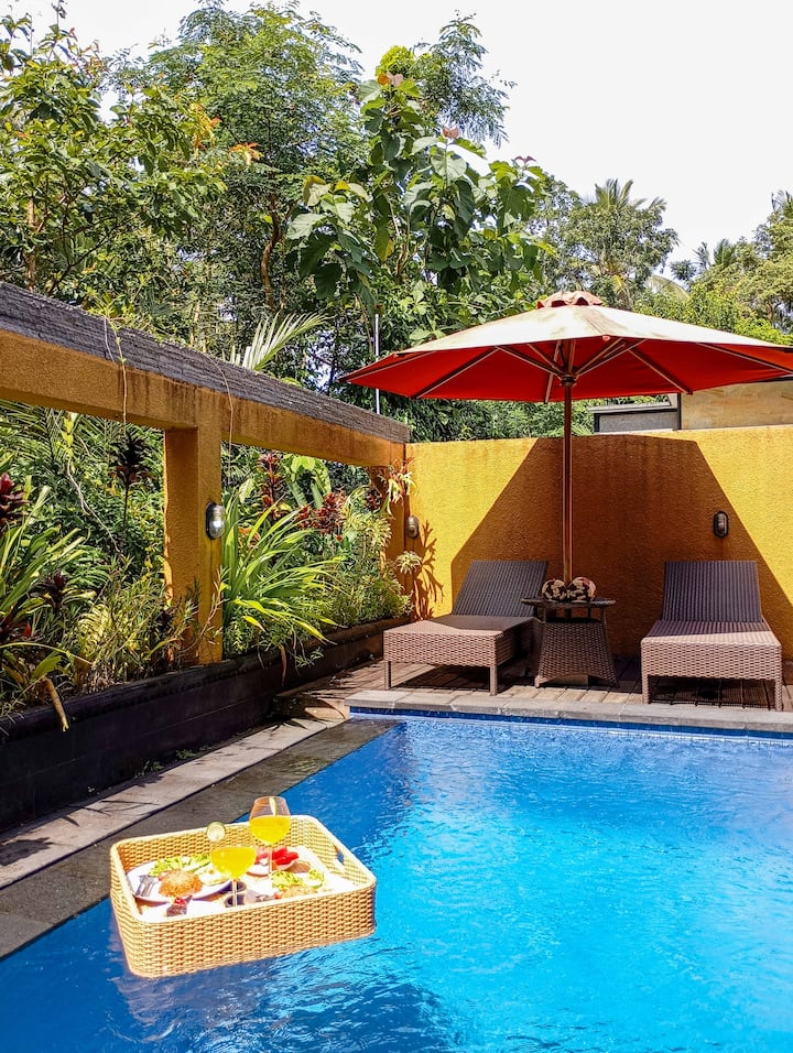 Private Honeymoon Gateaway Anggi Villa 1 - Bali
