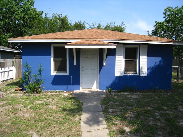 Little Blue House - Aransas Pass, TX