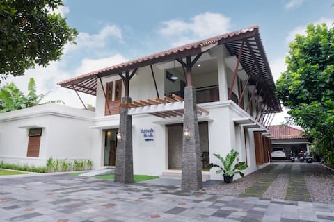 Yogyakarta Clean House