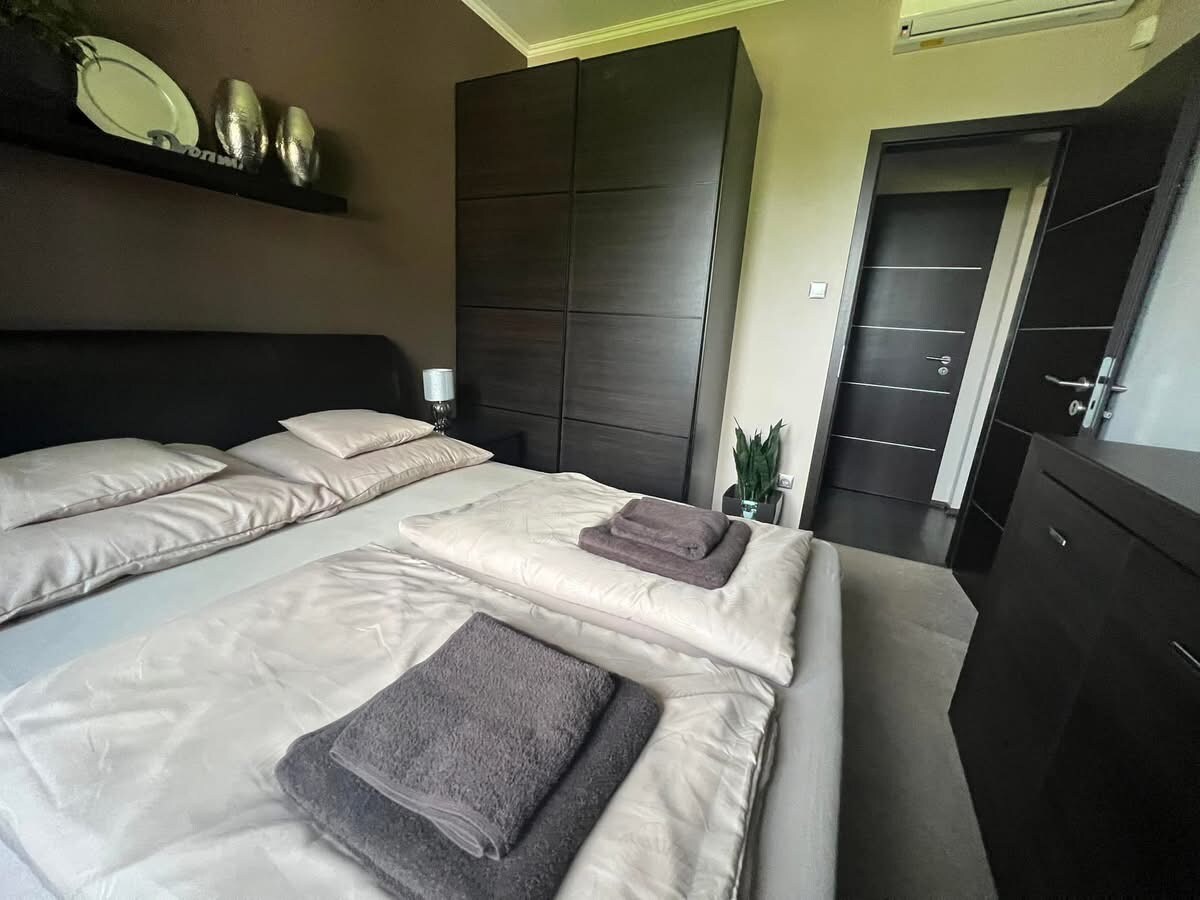 غرفة النوم 2