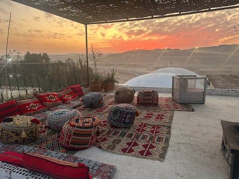 4 Rooms with view of pyramids and a large terrace