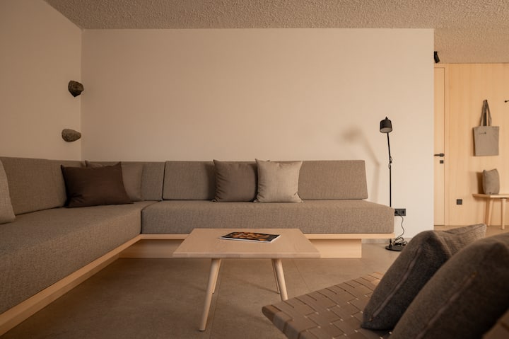 Calva Stonehouse Apartment With Window Seat - Ultimo