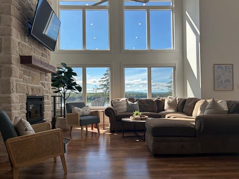 Top Airbnb: The Anchorage on the Bras d'Or in Victoria