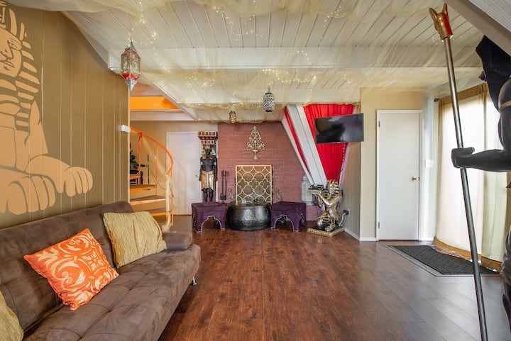 Egyptian 2-story Beach Villa - Ocean City State Park, Hoquiam