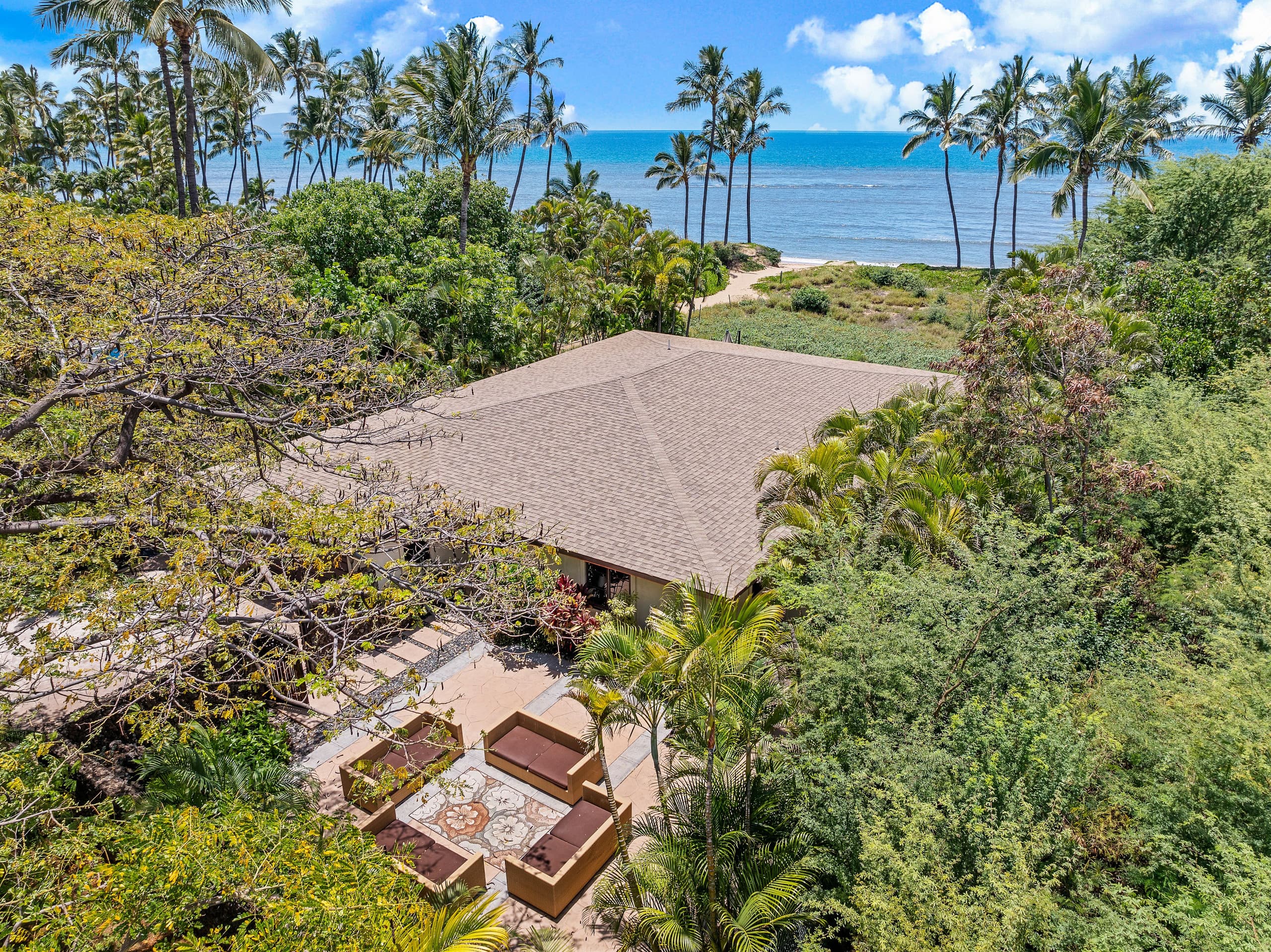 Home in Kihei · ★5.0 · 3 bedrooms · 7 beds · 3 baths - Image 33
