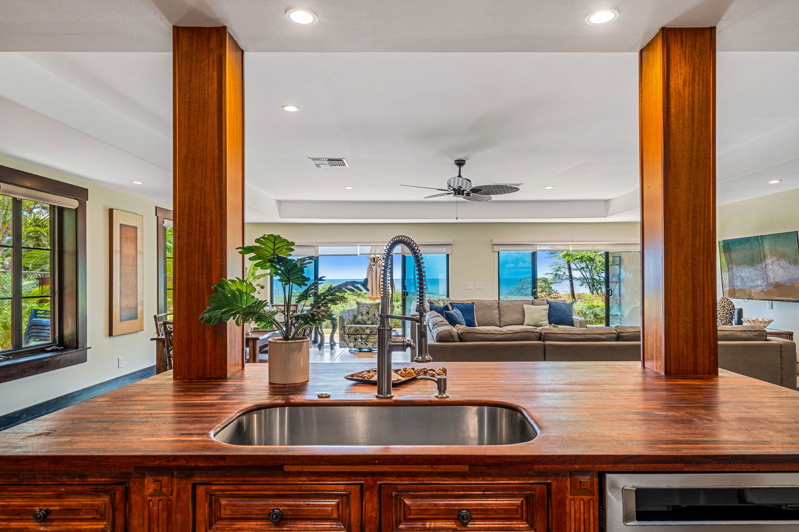 Home in Kihei · ★5.0 · 3 bedrooms · 7 beds · 3 baths - Image 7
