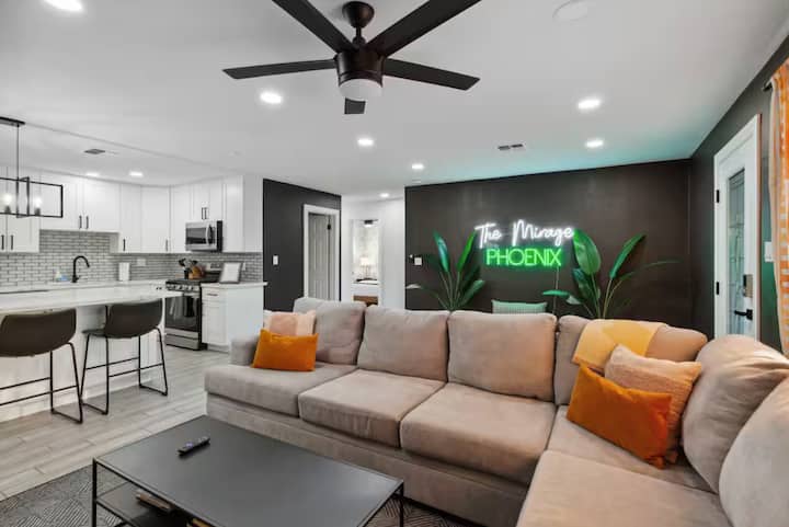 The Mirage • Luxe Free Heated Pool • Sleeps 12 - Phoenix