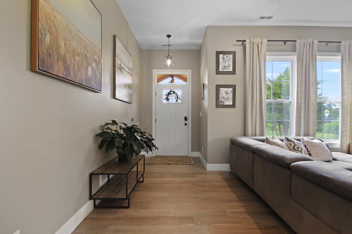 Lily Cove Retreat - Columbia, MO