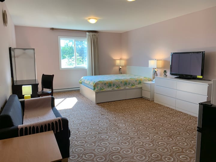 Habitación privada con hojas de arce - Airbnb