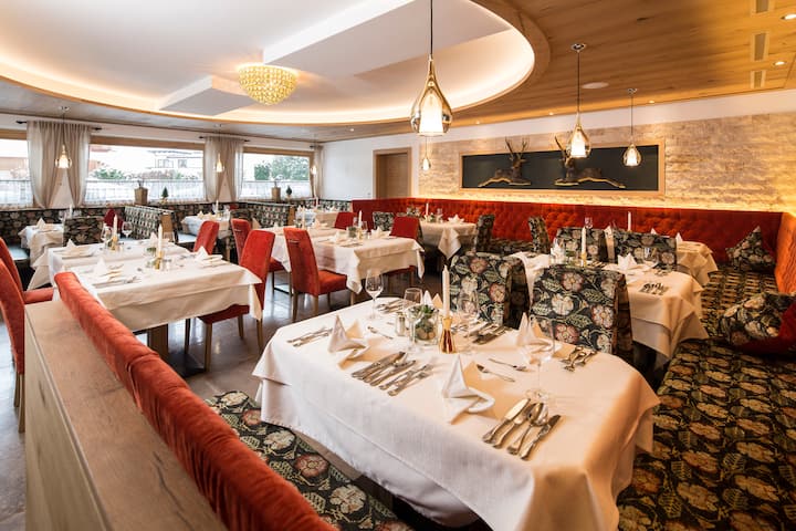 Hotel Jägerhof Mayrhofen - Mayrhofen