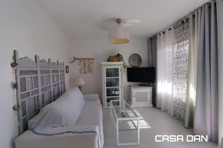 Casa Dan "Pool Views & Excellent Garden Terrace" - Corralejo