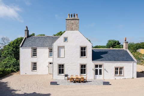 Beautifully Renovated Scottish Farmhouse