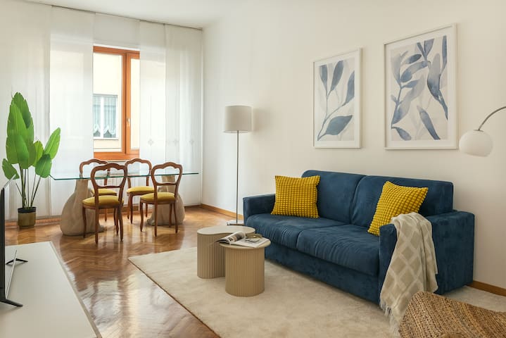 Exclusive Design Apartment – Duomo – Free Parking