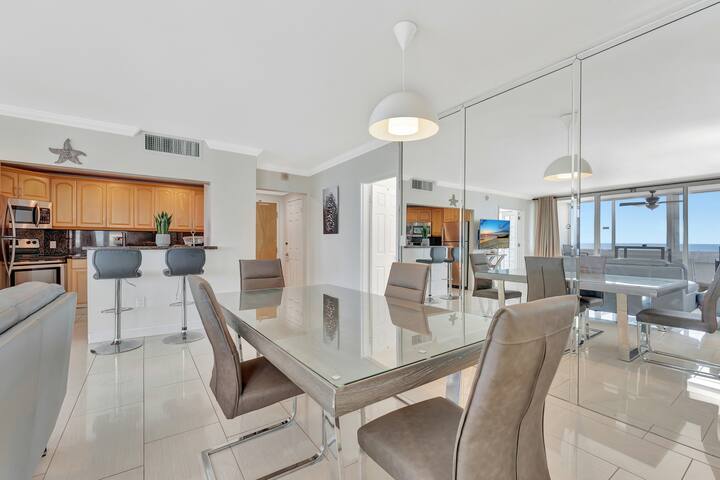 Beachfront 2 Bedroom Suite gallery image 3