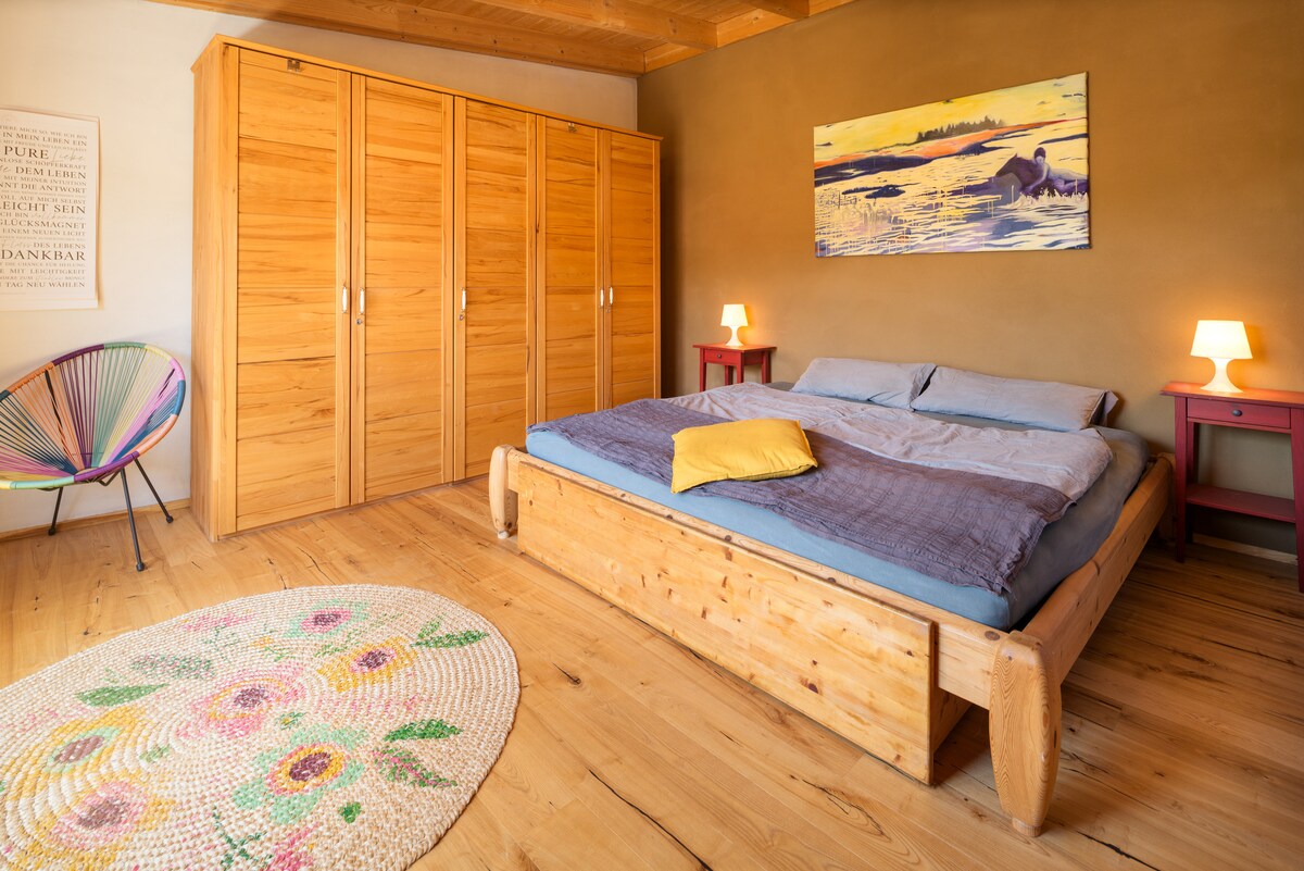 საძინებელი 1