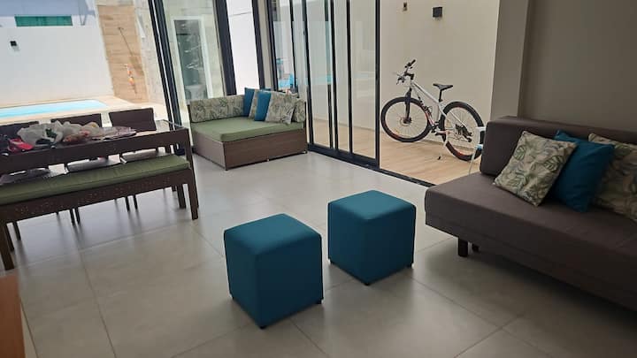 Casa Em Condo Fechado Na Praia C 4 Suits E Piscina - Aracaju
