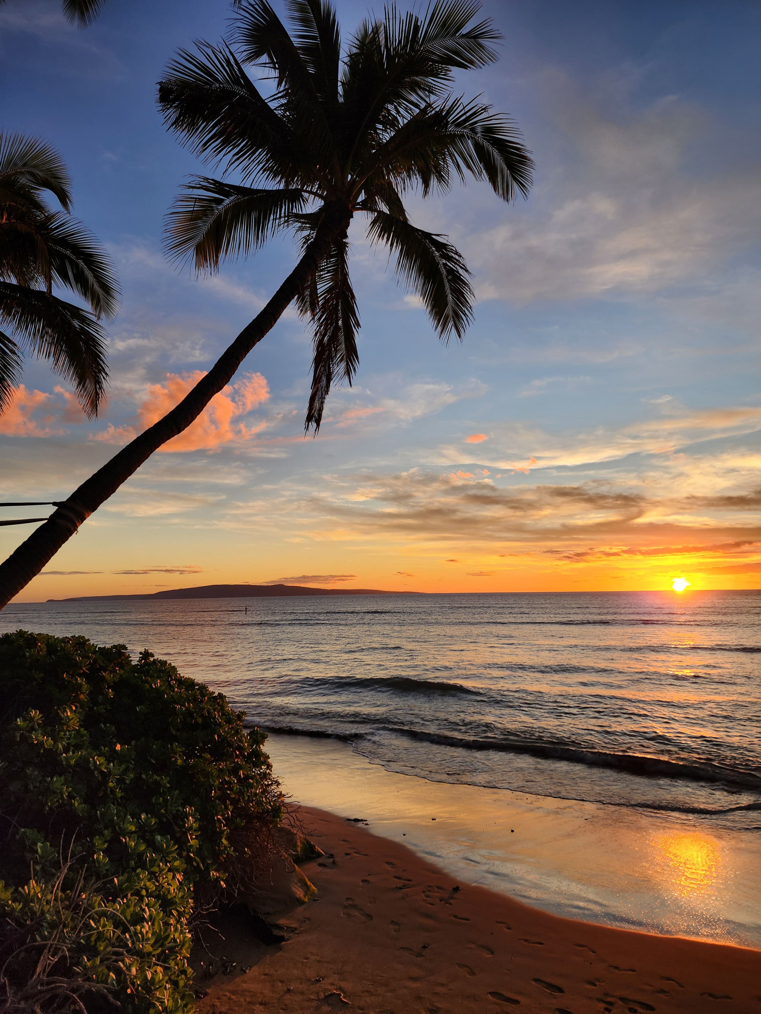 Let's Do Sunset On Maui! 1 Minute Walk to Beach - Image 3