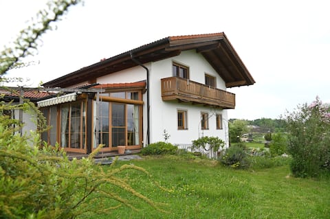 House with fantastic mountain views