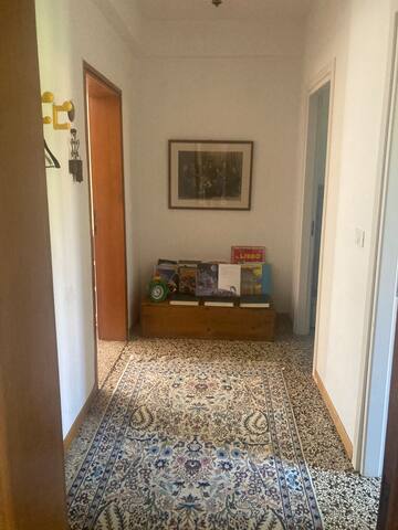 Light and big flat in Venice gallery image 2