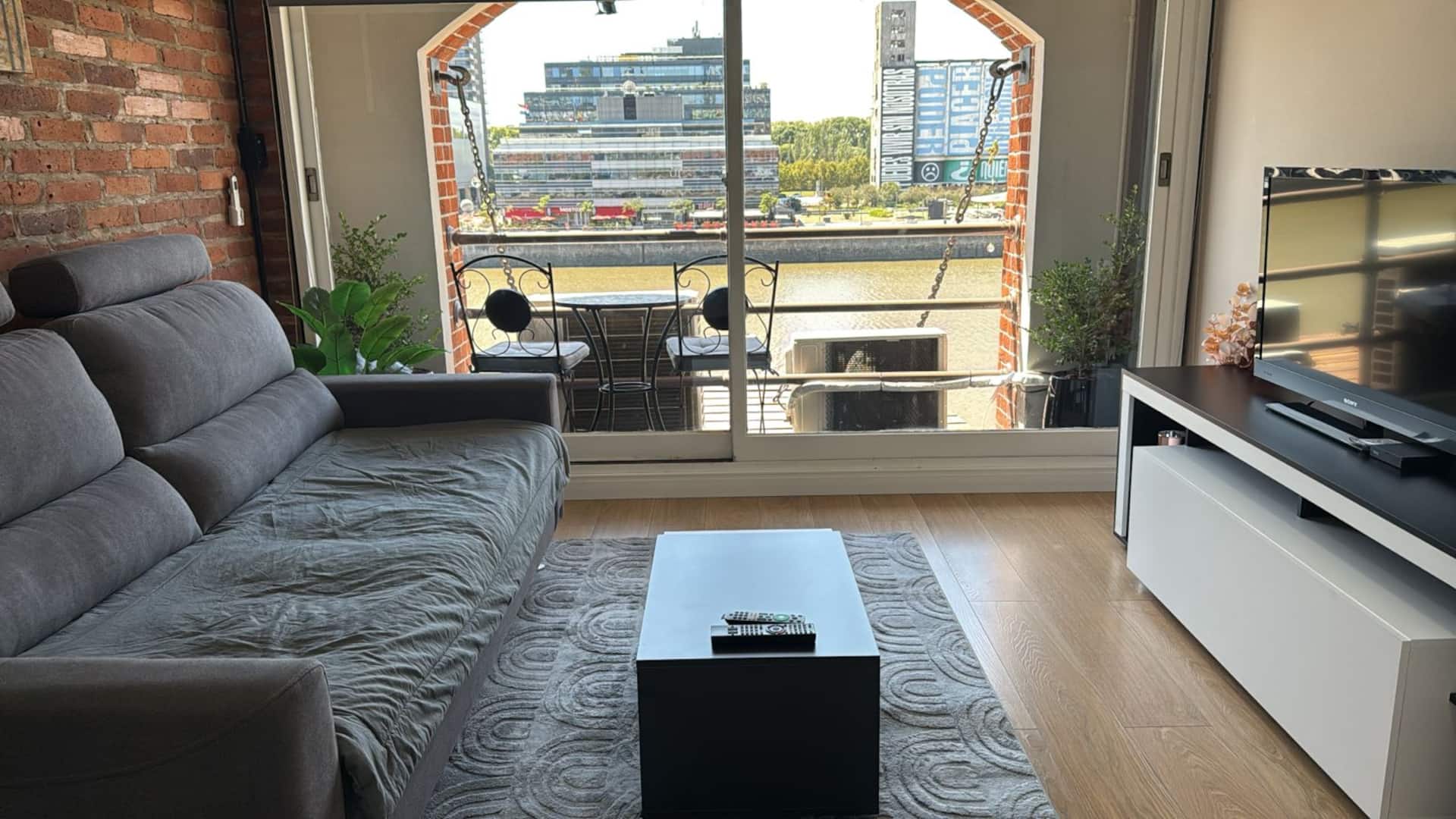 Квартира с 1 спальней в Puerto Madero
