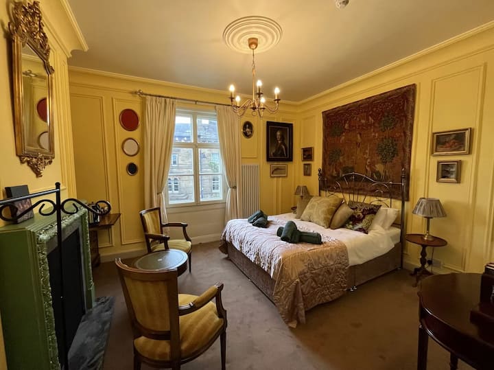 Chez Vivienne | Du Barry - Ilkley