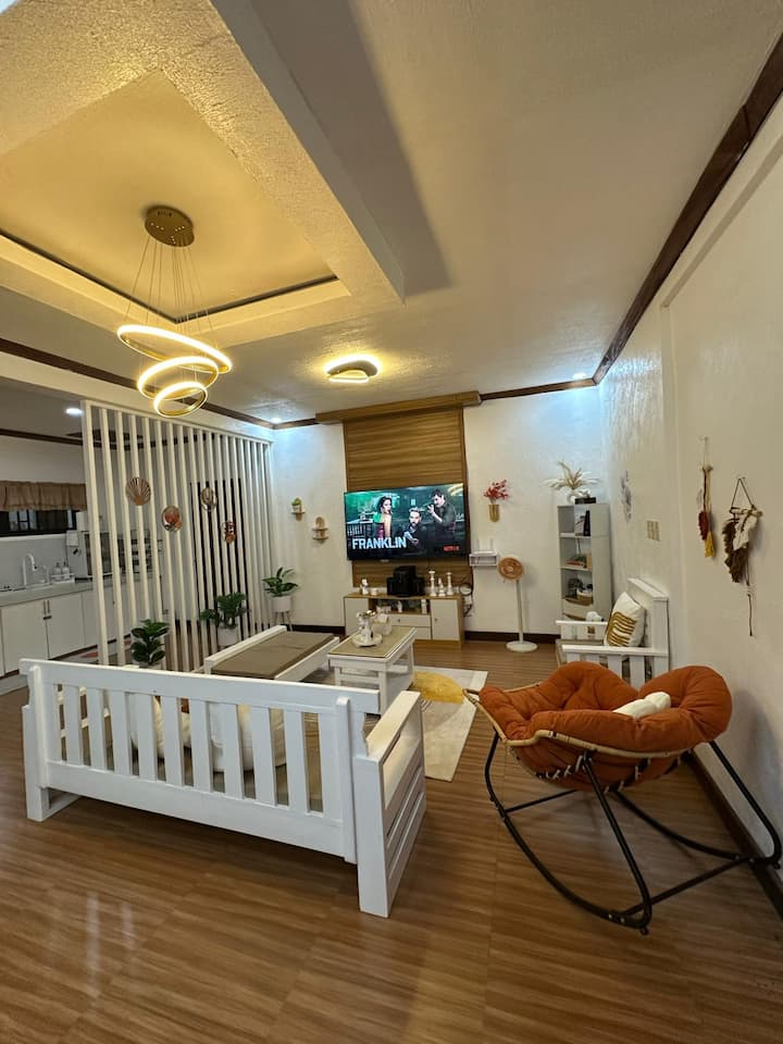 R & R Classic, Cozy & Private - Bagac