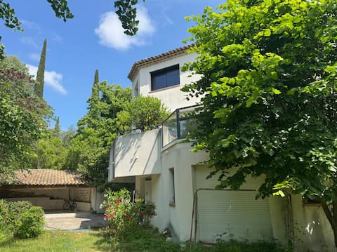 Spacious villa near Montpellier