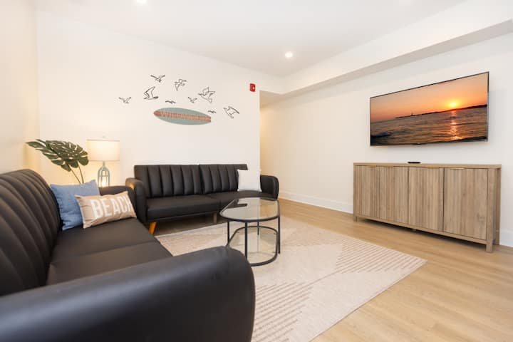 Amazing All New 1fl Condo> Steps To The Beach - Wildwood, NJ