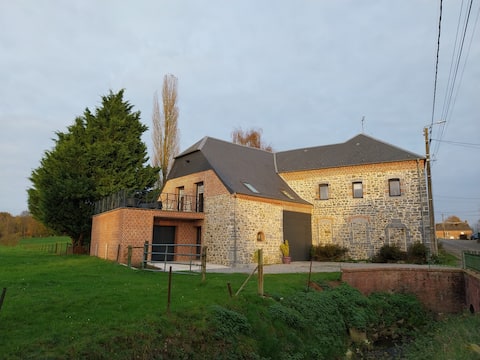 Top Airbnb: The Murmur of the Stream Living room 60 m2- 2 WC in Nord