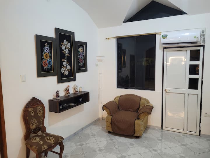 Lucy Home Suites - Galápagos Islands