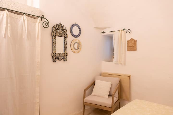 საძინებელი 4