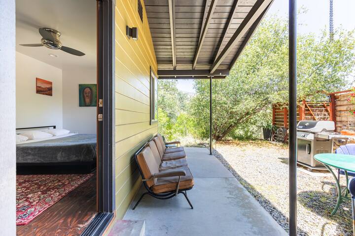 Wapping Thames Penthouse- 2,000 sq ft gallery image 5