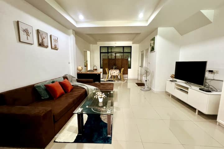 บ้านใน Korat City - Intro Townhome - Nakhon Ratchasima
