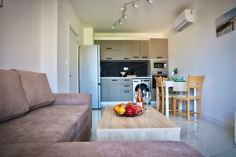 Popular Airbnb listing: Sunny Days Obzor in Бяла