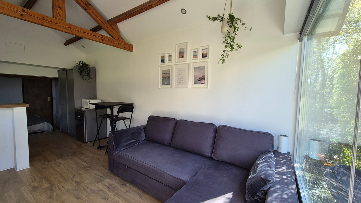 Top Airbnb: The Tiny House of the Chestnut Trees in Namur