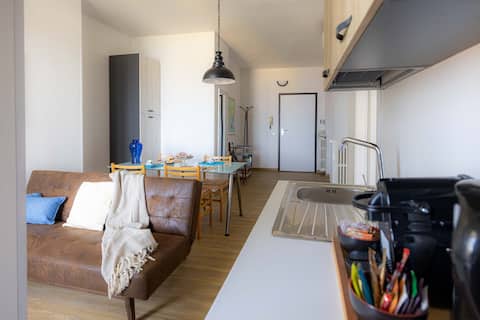Proprietà Airbnb di successo: "Giuseppina" Exclusive, comfortable and with a lake view a Desenzano Del Garda