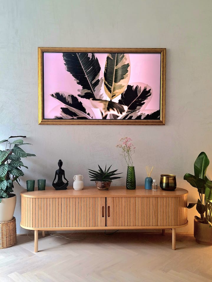 Plant-filled Boho Flat | 5 Min To Wenceslas Square - Prague