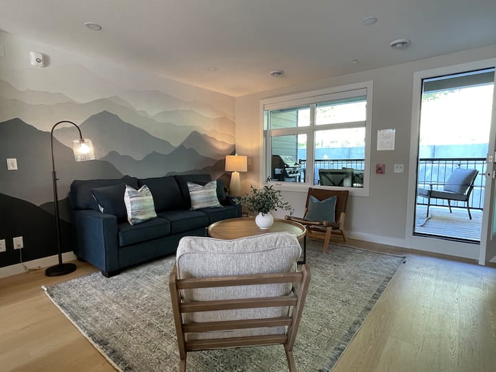 Sky Ridge Peaks | Outdoor Hot Tub | Parking - Canmore