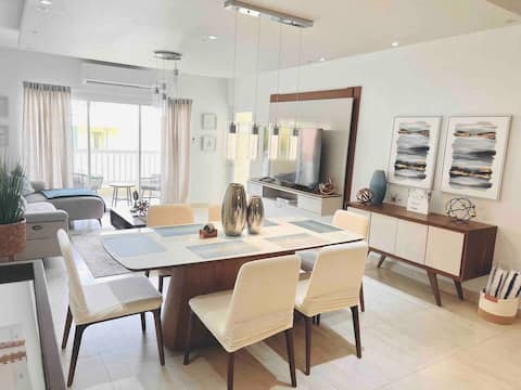 Isabela Jardin • Cozy Luxury Stay • 3BR • Pool + AC