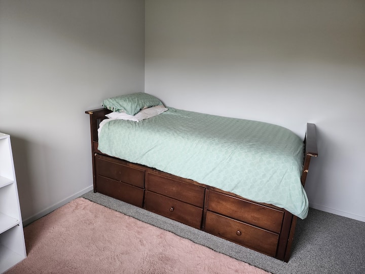 Jednolôžko s výsuvným lôžkom v tretej spálni