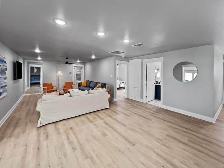 Lakefront Retreat With Two Homes! - Possum Kingdom Lake, TX