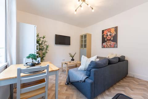 Top performing Airbnb: Luxury Stay by Co-op Live | City Centre | Hospital in Blackley & Crumpsall