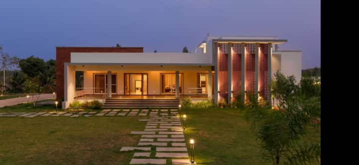 4 Bedroom Villa With Pool - Nelamangala Town