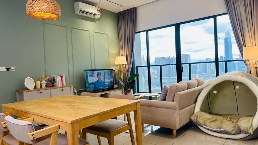 Traveler Home managed Airbnb listing 1