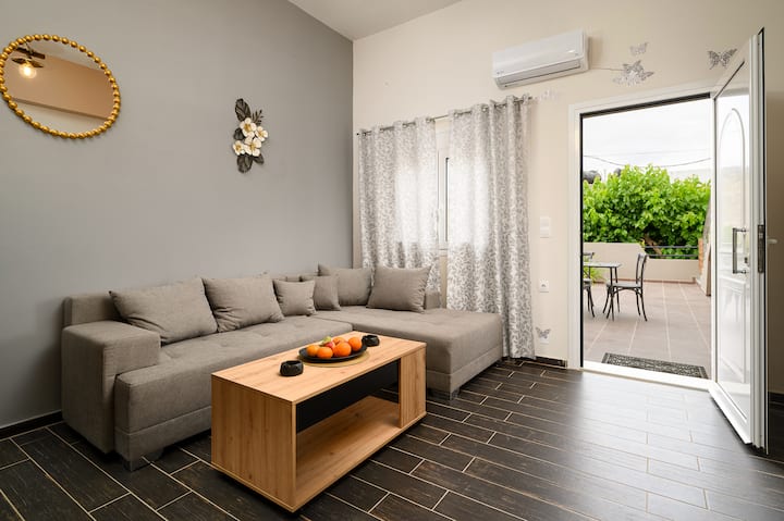 Petros & Eirini Home - Crete