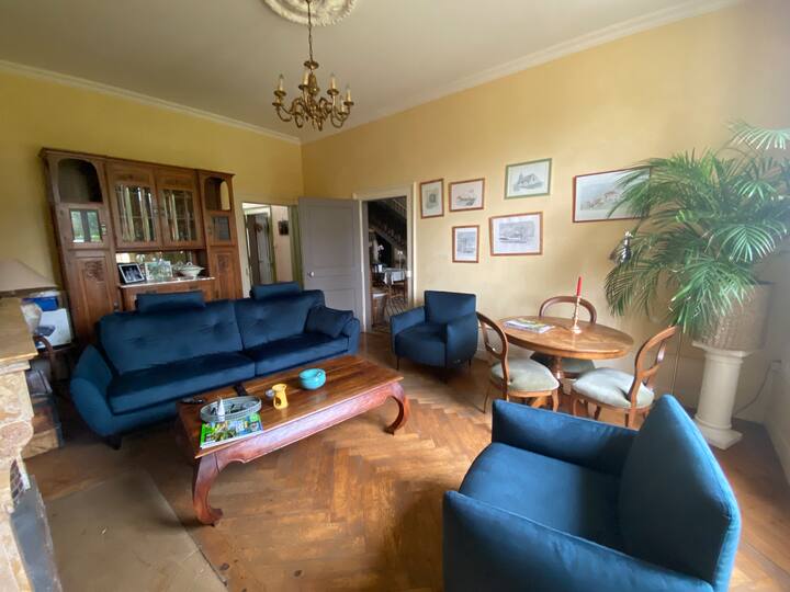 Au Vieux Pin, Bastide De 2 à 6 Personnes - Poligny