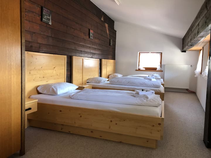 غرفة النوم 2