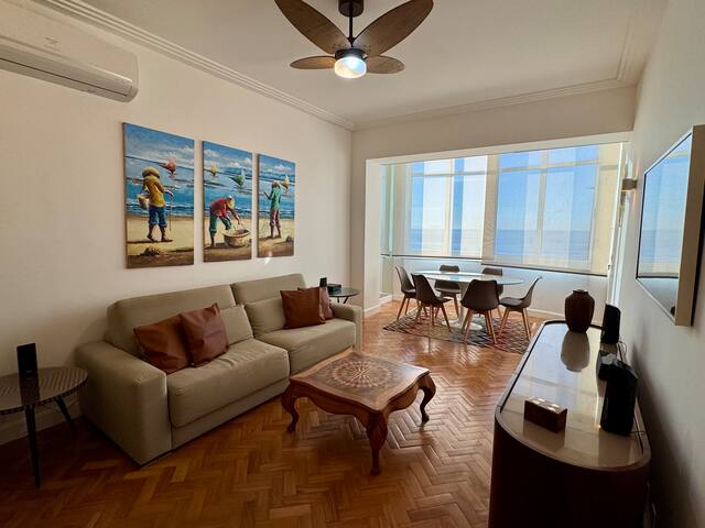 Copacabana Oceanfront Luxury Apartment gallery image 4