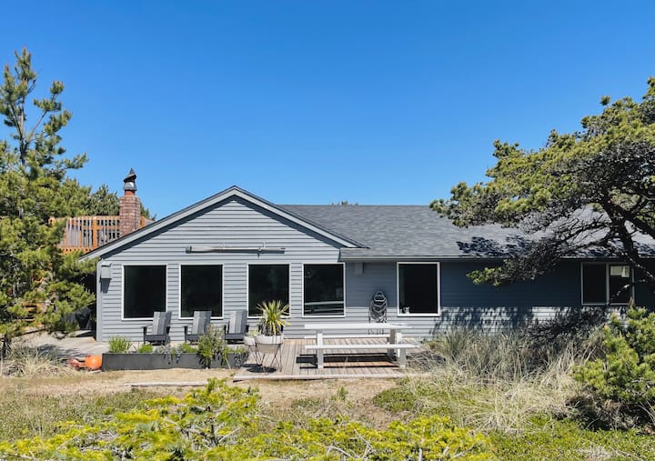 The Hideaway at Neskowin by the Sea Houses for Rent in Neskowin