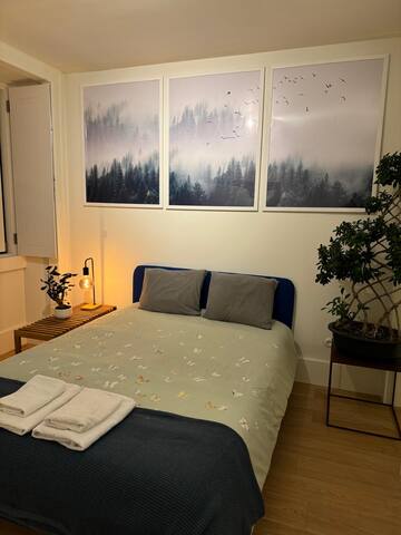 (A1) Apartment w/ balcony for 8 gallery image 3